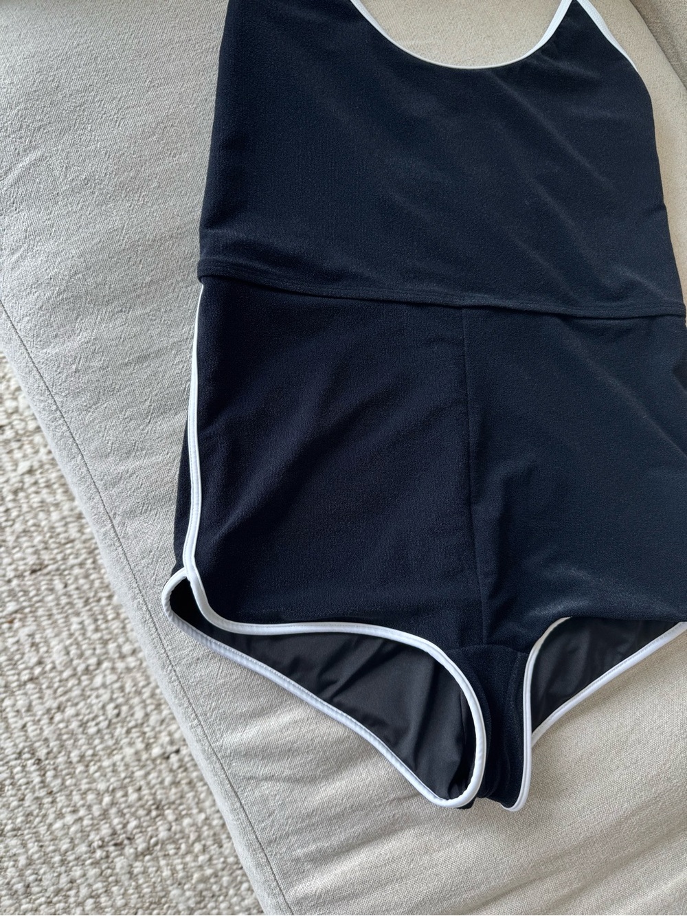 GNASH Towelling One Piece Swimsuit Black Halter Contrast Trim Boyshort L NWT - Picture 5 of 8